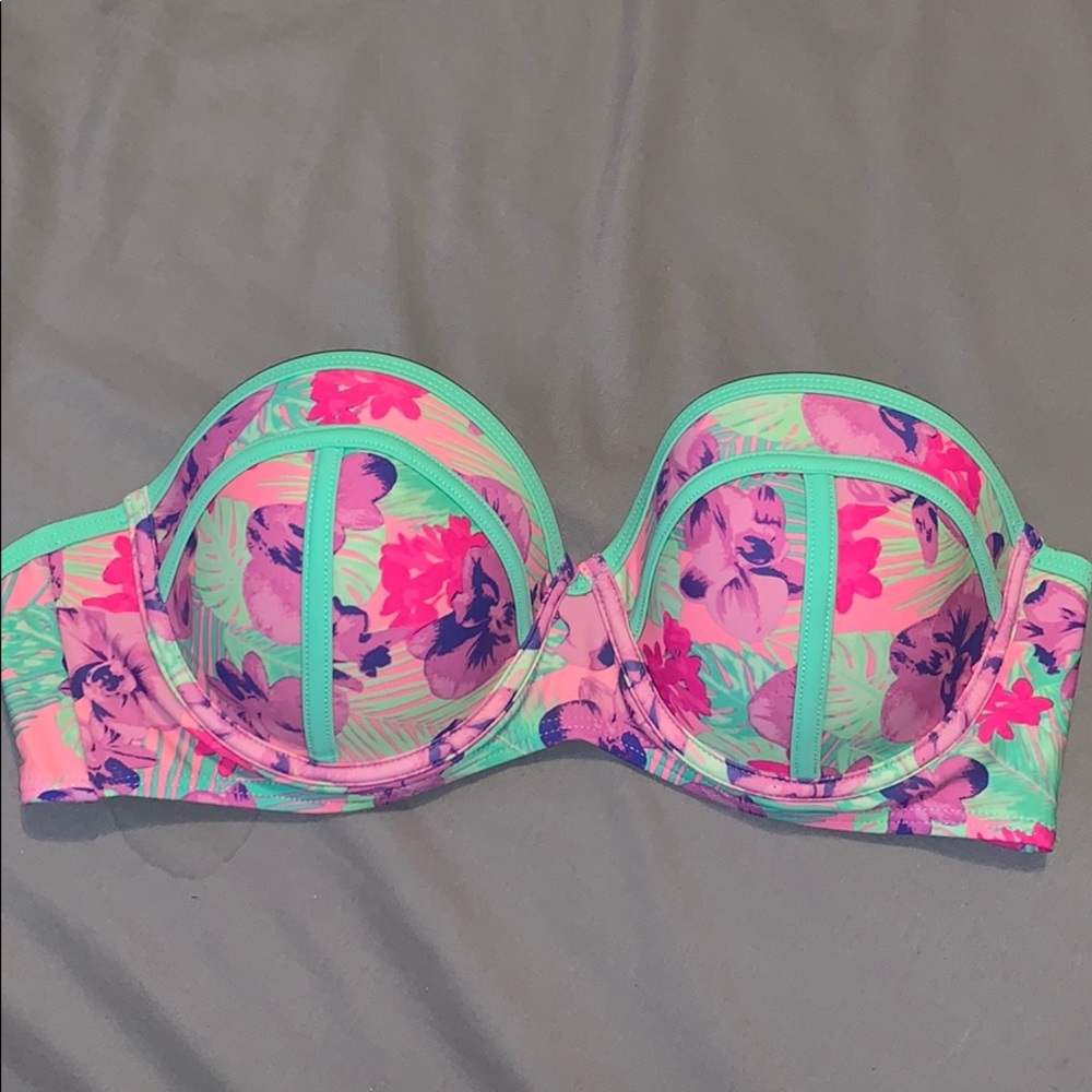 Swimsuit top